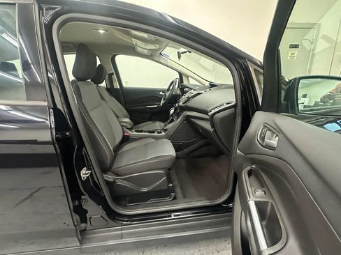 Used 2018 Ford C-MAX SE w/ Interior Protection Package image 44