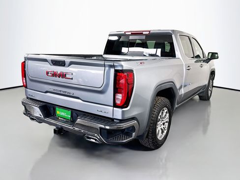 Used 2023 GMC Sierra 1500 SLE w/ Preferred Package image 10