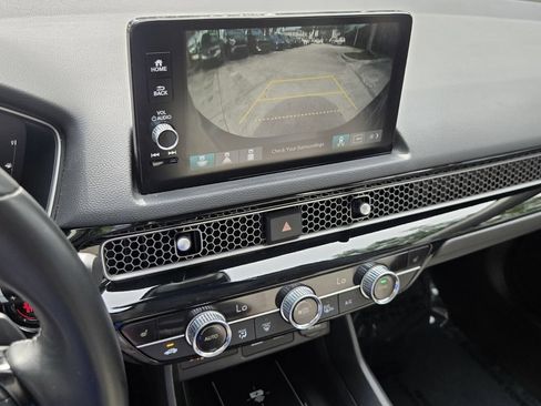 Used 2024 Honda Civic Touring image 24