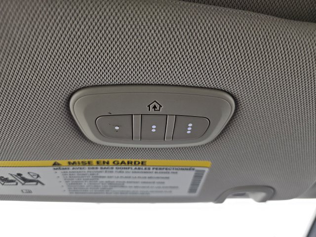 Used 2020 Chrysler Pacifica Touring w/ Cold Weather Group FWD image 27