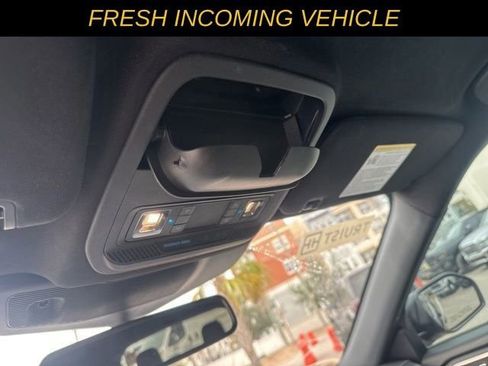 Used 2023 Ford Explorer ST image 25