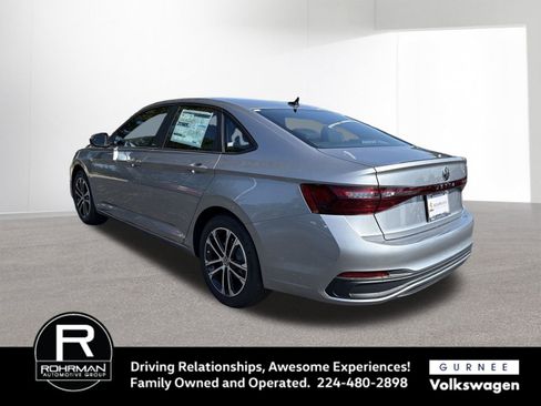 New 2025 Volkswagen Jetta Sport image 7