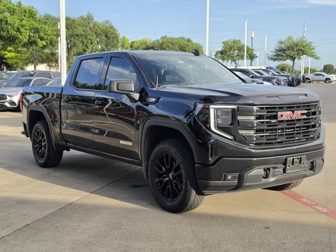 Used 2024 GMC Sierra 1500 Elevation w/ X31 Off-Road Package AWD/4WD image 11