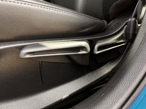 Used 2025 Honda Civic Sport image 28