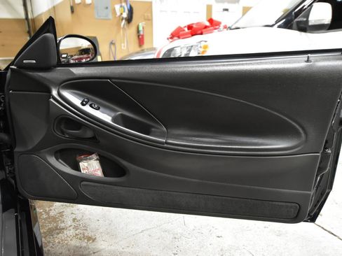 Used 2004 Ford Mustang GT RWD image 31