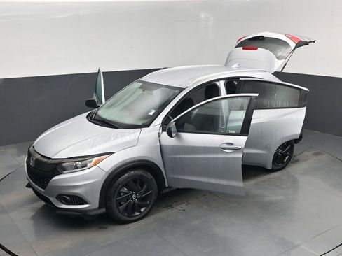 Used 2022 Honda HR-V Sport image 20