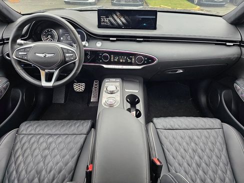 Used 2025 Genesis GV70 3.5T Sport w/ Sport Advanced Package image 9