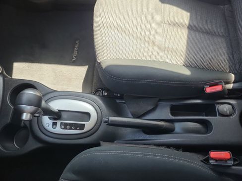 Used 2019 Nissan Versa SV FWD image 20