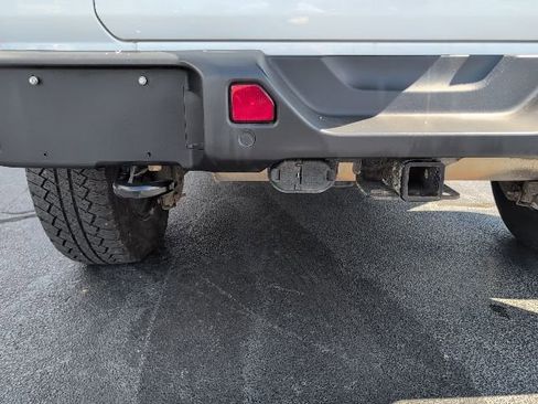 Used 2019 Jeep Wrangler Unlimited Sahara image 8