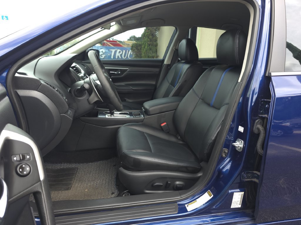 Used 2018 Nissan Altima 2.5 SR w/ SR Special Edition FWD image 11