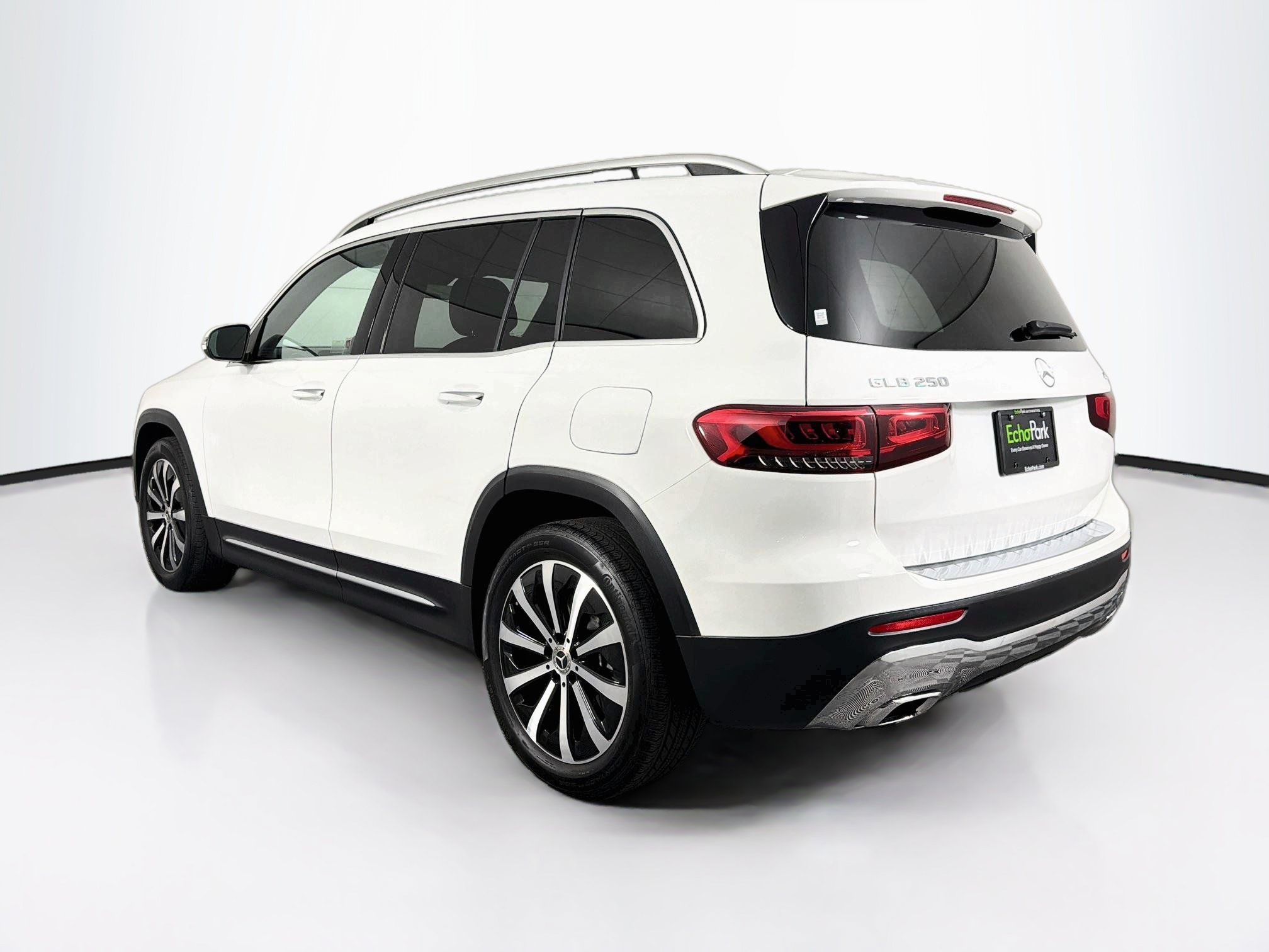 Used 2022 Mercedes-Benz GLB 250 4MATIC image 5