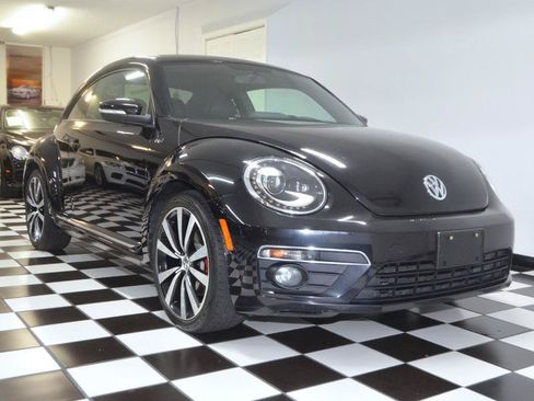 Used 2014 Volkswagen Beetle R-Line FWD image 3