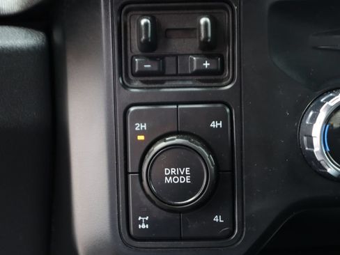 Used 2024 Ford F250 Platinum AWD/4WD image 34