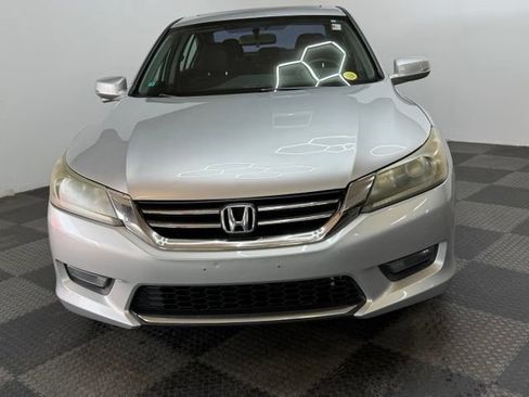 Used 2015 Honda Accord EX image 3