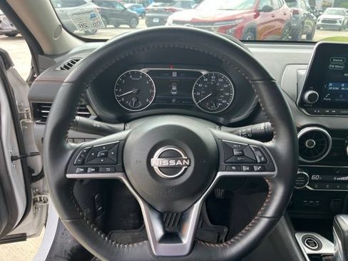 Used 2024 Nissan Sentra SR FWD image 15