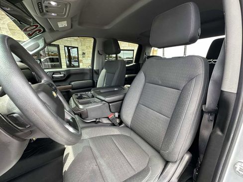 Used 2020 Chevrolet Silverado 1500 LT w/ LT Value Package AWD/4WD image 9