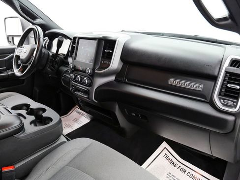 Used 2024 RAM 2500 Big Horn AWD/4WD image 17