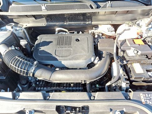 Used 2023 GMC Acadia SLE w/ Driver Convenience Package image 28