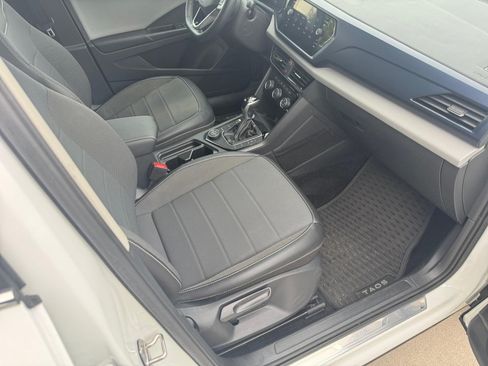 Certified 2023 Volkswagen Taos SE AWD/4WD image 28