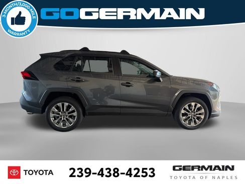Used 2020 Toyota RAV4 LE FWD image 10