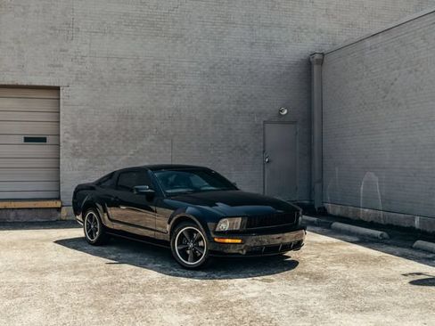 Used 2008 Ford Mustang GT Premium RWD image 28