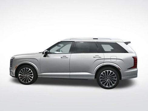 Used 2026 Hyundai Palisade Calligraphy FWD image 4