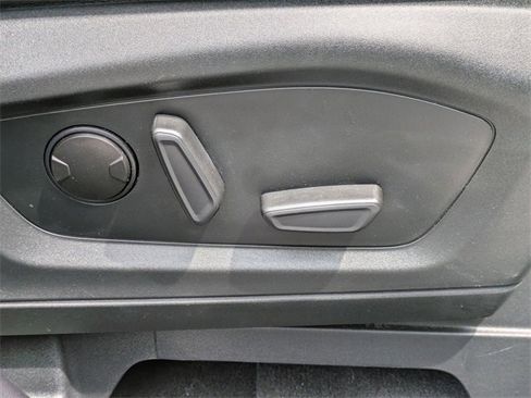 Used 2022 Ford Explorer ST-Line w/ Class IV Trailer Tow Package image 42