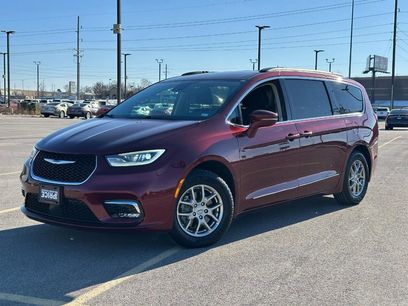 Used 2021 Chrysler Pacifica Touring