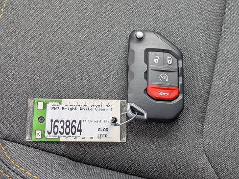 New 2025 Jeep Gladiator Sport image 20