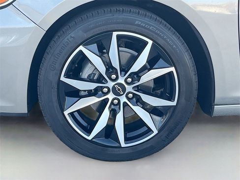 Used 2025 Chevrolet Malibu RS image 28