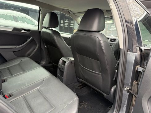 Used 2014 Volkswagen Jetta SE image 36