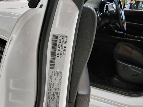 Used 2025 Dodge Durango GT w/ Blacktop Package AWD/4WD image 14