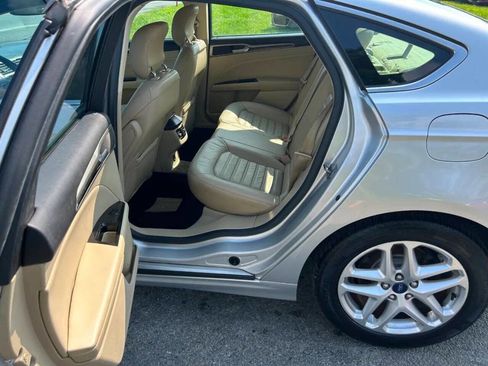 Used 2013 Ford Fusion SE image 14