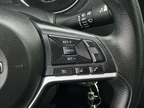 Used 2020 Nissan Rogue S image 14