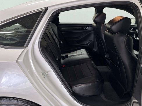 Used 2022 Honda Accord Sport image 19