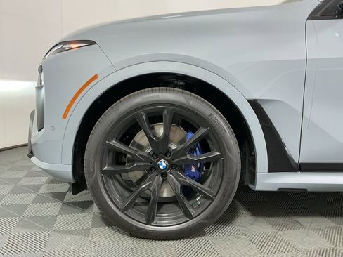 Used 2026 BMW X7 xDrive40i w/ M Sport Package image 8