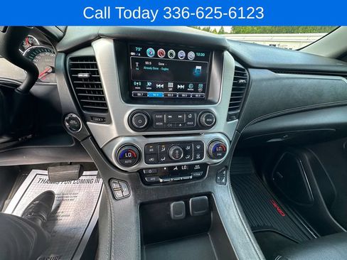 Used 2018 GMC Yukon XL SLT w/ Open Road Package AWD/4WD image 20
