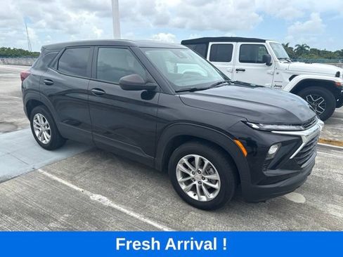 Used 2024 Chevrolet TrailBlazer LS w/ LS Convenience Package FWD image 15