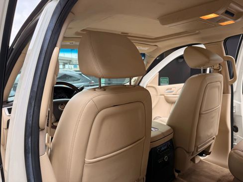 Used 2008 Cadillac Escalade AWD image 12