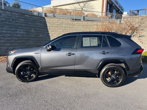 Used 2020 Toyota RAV4 XSE image 28
