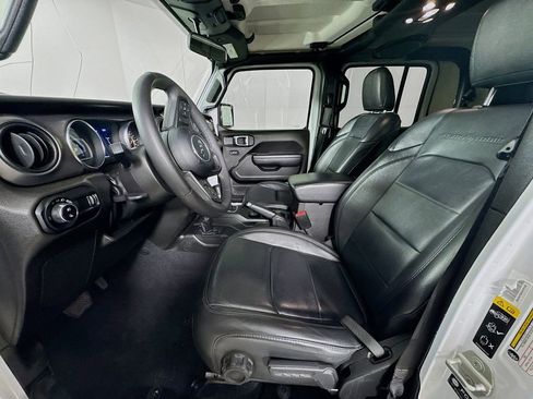 Used 2023 Jeep Gladiator Sport image 23