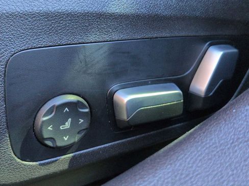 Certified 2024 BMW 330i xDrive Sedan w/ Premium Package image 15