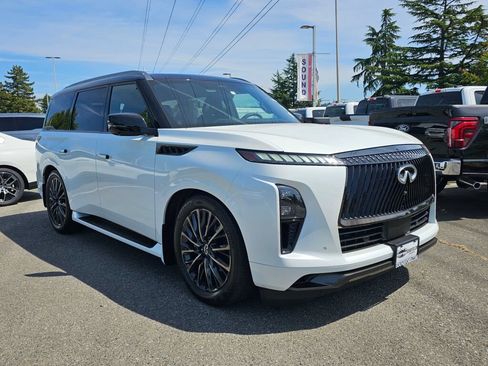Used 2025 INFINITI QX80 Autograph AWD/4WD image 3