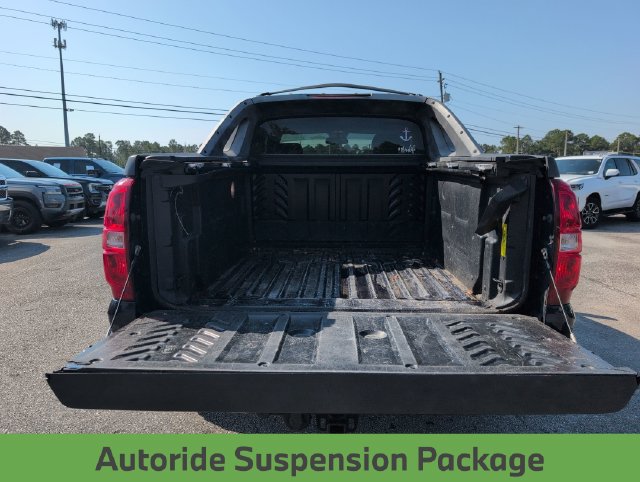 Used 2011 Chevrolet Avalanche LTZ RWD image 31