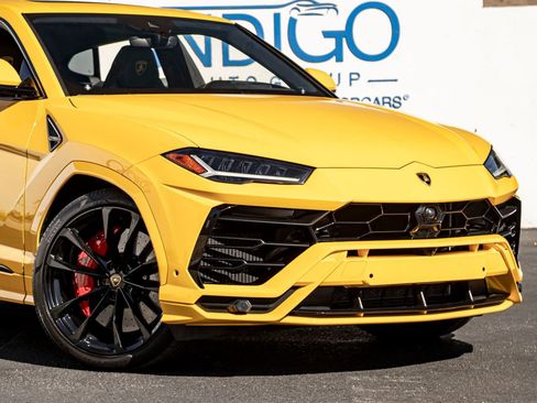 Used 2021 Lamborghini Urus AWD/4WD image 5