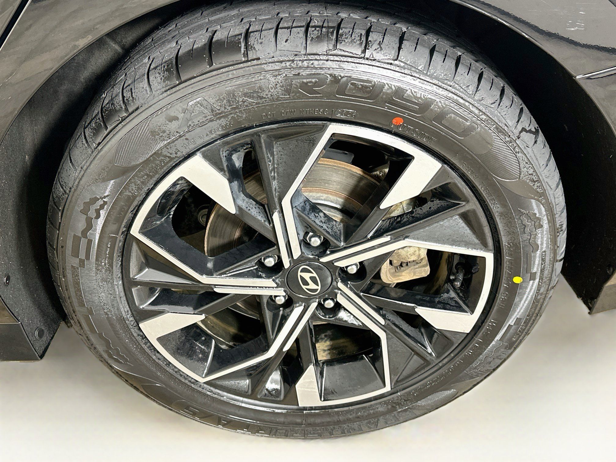 Used 2025 Hyundai Sonata SEL FWD image 11