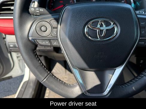 Used 2018 Toyota Camry XSE FWD image 10