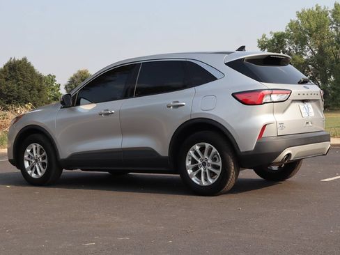Used 2020 Ford Escape SE AWD/4WD image 7