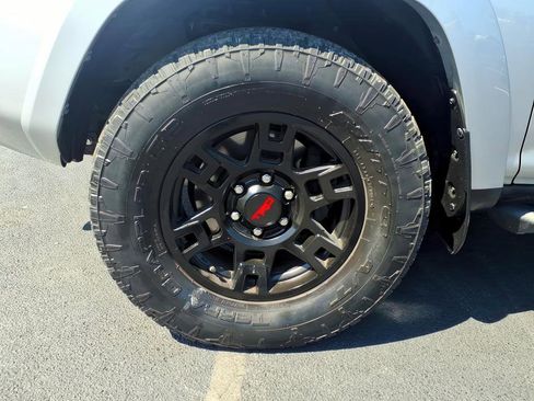 Used 2019 Toyota 4Runner SR5 Premium AWD/4WD image 10