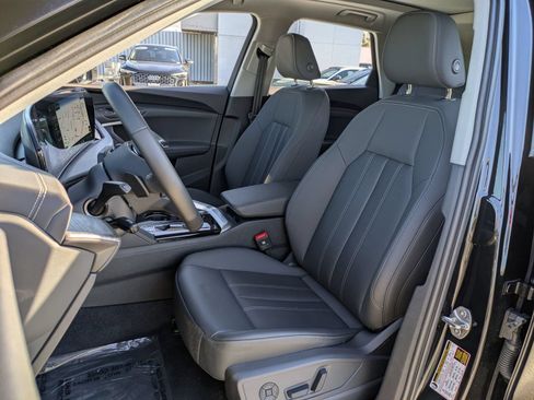 Used 2025 Audi Q5 Premium w/ Convenience Package AWD/4WD image 29